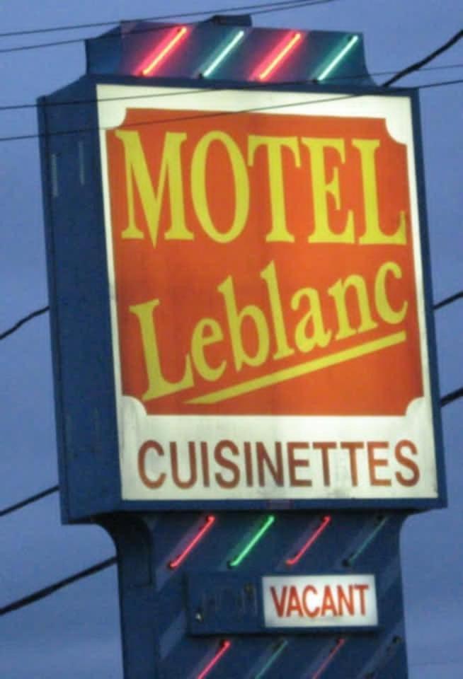 Motel Leblanc Carleton-sur-Mer Exterior photo